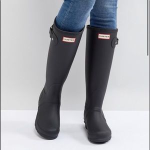 Black Matte Hunter Boots